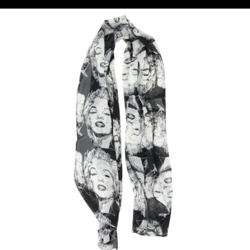 COPY - Marilyn Monroe Scarf